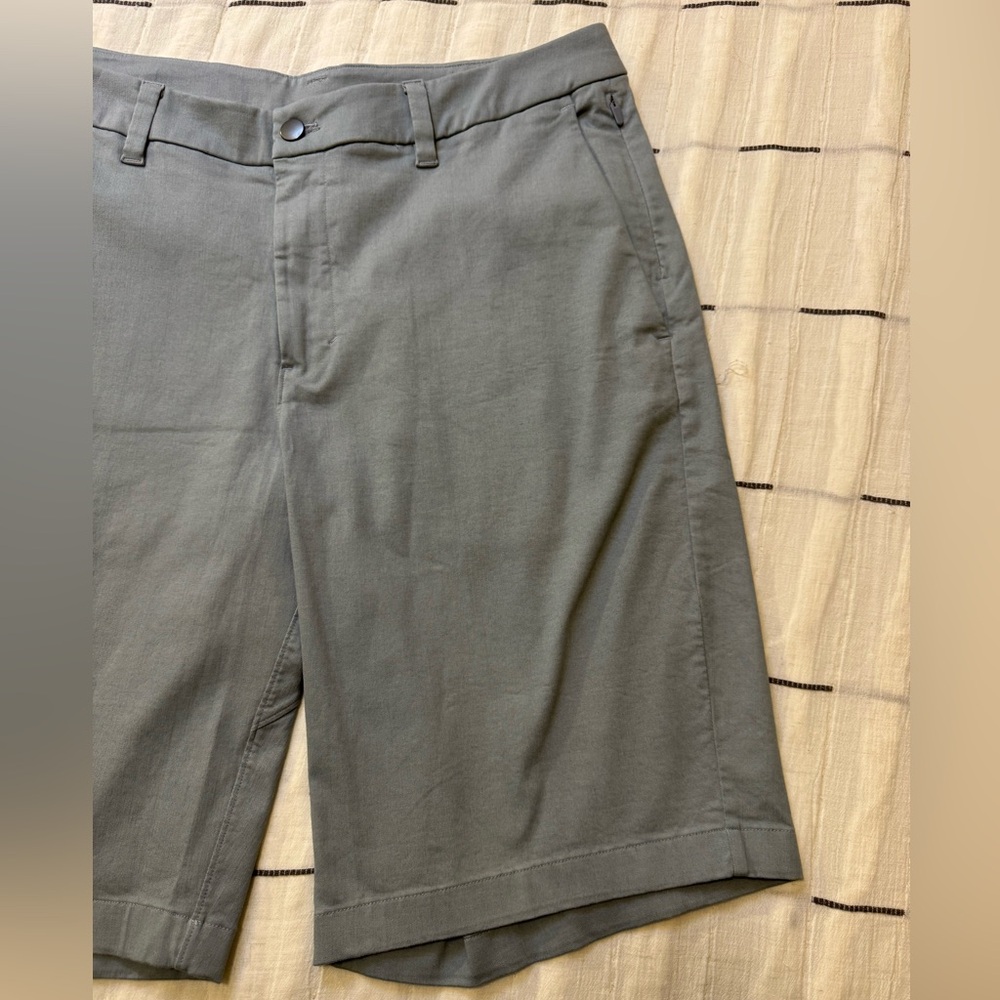 Lululemon Commission Short Qwick Oxford 11” Relaxed Fit Light Gray/Blue M7AKAS - Picture 9 of 15